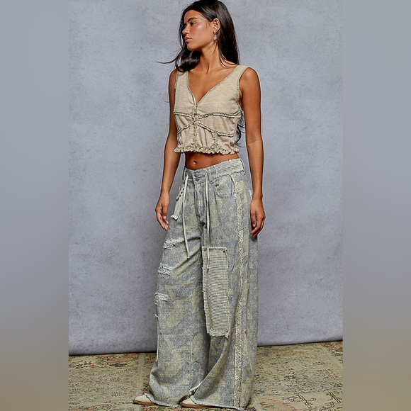 NWT POL Patchwork Boho Patch Crochet Wide Leg Camo Camouflage Pants Jeans - Picture 8 of 10